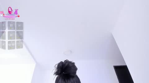 Leya online show from 4, 10, 2025