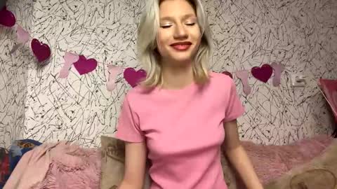 Leya online show from 5, 11, 2025