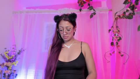   online show from 10, 12, 2024