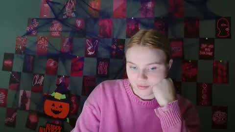 Leyla online show from 25, 10, 2025