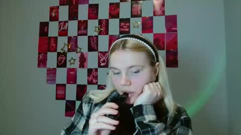 Leyla online show from 19, 11, 2025