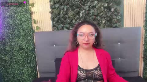 Leyla smithh online show from 12, 9, 2025