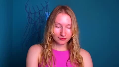 Leyla online show from 19, 9, 2025