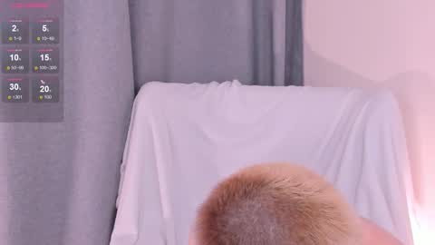 Snapshot of lezy_liza chatting on 4, 10, 2025 Lisa online show from 4, 10, 2025