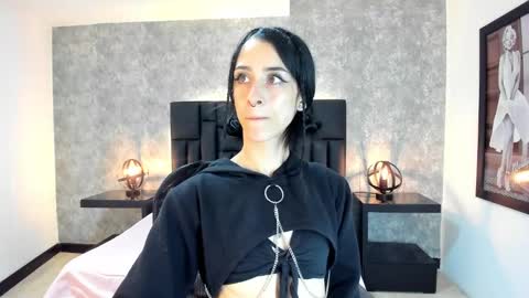 Snapshot of lhiamfitt chatting on 7, 1, 2025 lhiamfitt online show from 7, 1, 2025