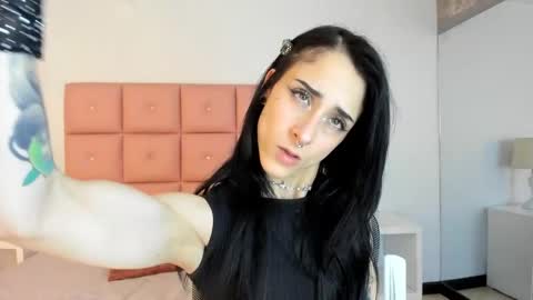 Snapshot of lhiamfitt chatting on 24, 1, 2025 lhiamfitt online show from 24, 1, 2025