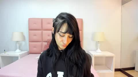 Snapshot of lhiamfitt chatting on 4, 2, 2025 lhiamfitt online show from 4, 2, 2025