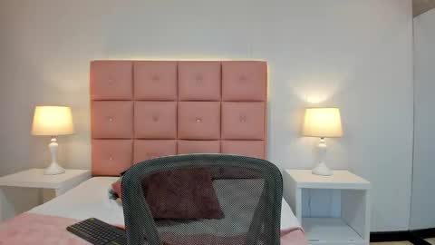 Snapshot of lhiamfitt chatting on 12, 3, 2025 lhiamfitt online show from 12, 3, 2025