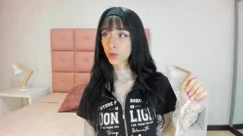 Snapshot of lhiamfitt chatting on 26, 10, 2025 lhiamfitt online show from 26, 10, 2025