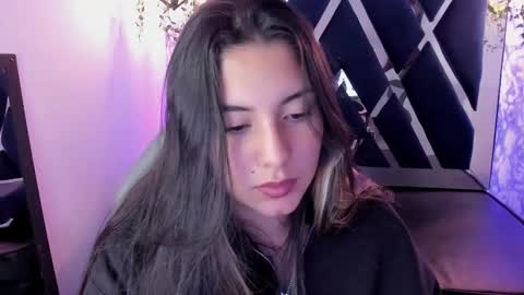 Lia  online show from 13, 2, 2025
