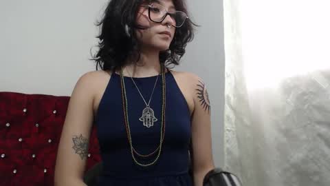 Lia online show from 21, 10, 2025