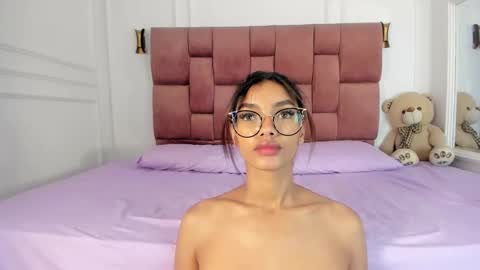 Lia online show from 4, 1, 2025