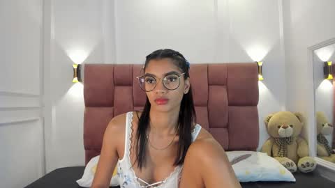 Lia online show from 11, 1, 2025