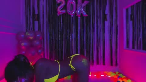 Lia online show from 24, 1, 2025