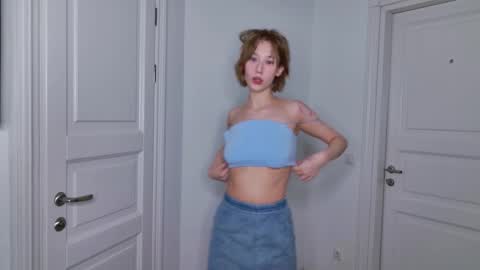 lia_gwen online show from 26, 11, 2025