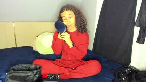 Snapshot of lia_hdz chatting on 19, 11, 2025 Kabroncita online show from 19, 11, 2025