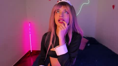 lia_leandro888 online show from 11, 1, 2026