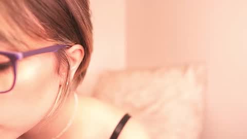 Snapshot of lia_mackenzie chatting on 18, 2, 2026 liaa online show from 18, 2, 2026