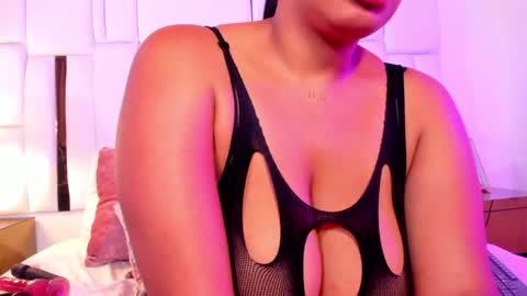 lia_mariana online show from 18, 12, 2024