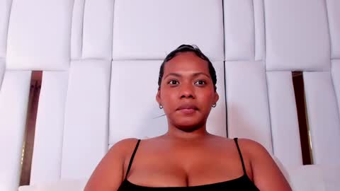 lia_mariana online show from 16, 1, 2025