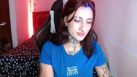 lia spicy   ig online show from 10, 10, 2025