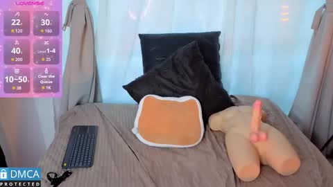 lia summer1 online show from 12, 11, 2025