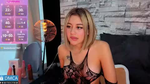 lia summer1 online show from 26, 11, 2025