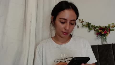Snapshot of liaa_cute_ chatting on 17, 1, 2025 lia online show from 17, 1, 2025
