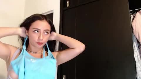 Snapshot of liaa_cute_ chatting on 29, 1, 2025 lia online show from 29, 1, 2025