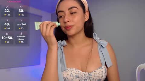 Snapshot of liaa_cute_ chatting on 11, 10, 2025 lia online show from 11, 10, 2025