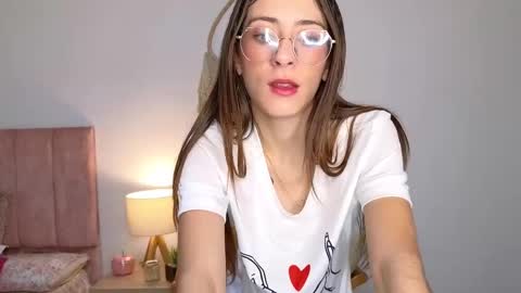 Lia  online show from 26, 12, 2024