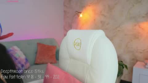 Lia Cox online show from 17, 12, 2025