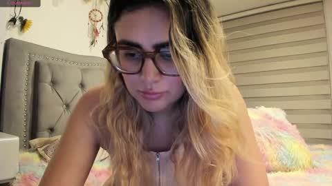 Snapshot of liahkimi chatting on 25, 2, 2025 Lia online show from 25, 2, 2025