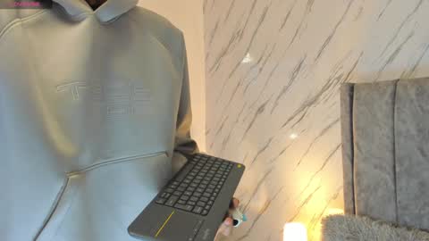 Snapshot of liam_055 chatting on 10, 1, 2025 Liam online show from 10, 1, 2025