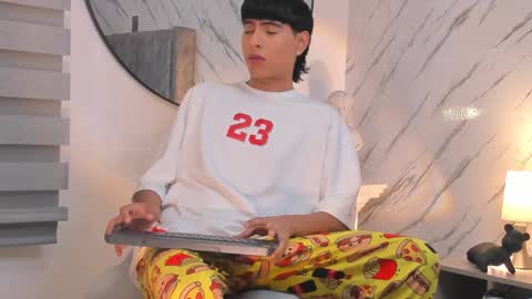 Snapshot of liam_055 chatting on 24, 1, 2025 Liam online show from 24, 1, 2025