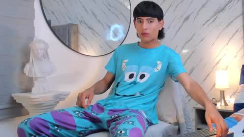 Snapshot of liam_055 chatting on 28, 1, 2025 Liam online show from 28, 1, 2025