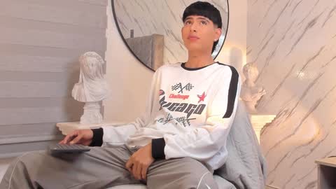 Snapshot of liam_055 chatting on 3, 2, 2025 Liam online show from 3, 2, 2025