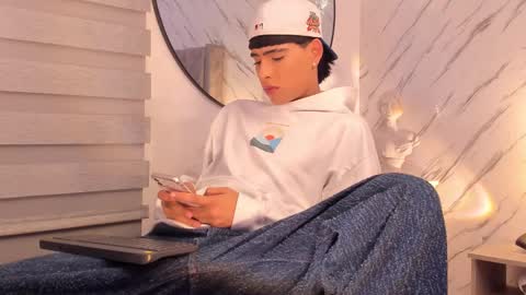 Snapshot of liam_055 chatting on 28, 2, 2025 Liam online show from 28, 2, 2025