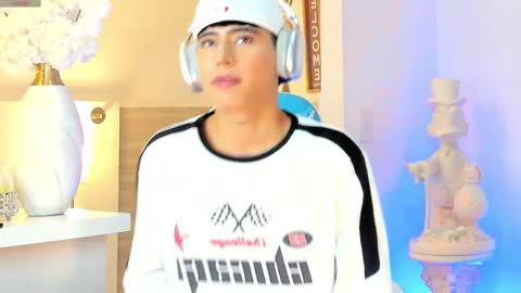 Snapshot of liam_055 chatting on 8, 9, 2025 Liam online show from 8, 9, 2025