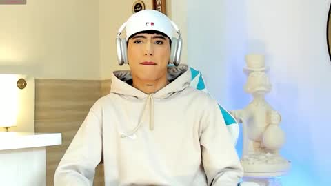 Snapshot of liam_055 chatting on 12, 9, 2025 Liam online show from 12, 9, 2025