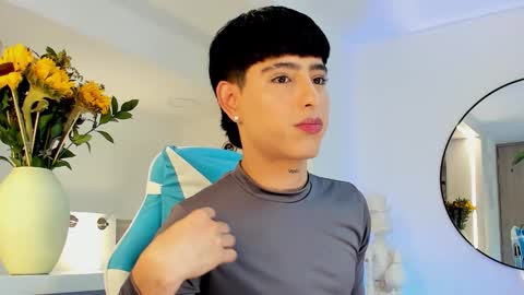 Snapshot of liam_055 chatting on 24, 10, 2025 Liam online show from 24, 10, 2025