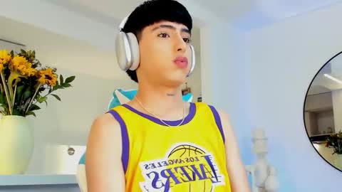 Snapshot of liam_055 chatting on 25, 10, 2025 Liam online show from 25, 10, 2025