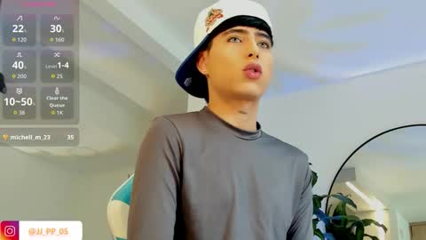 Snapshot of liam_055 chatting on 11, 11, 2025 Liam online show from 11, 11, 2025