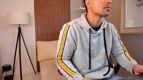 Liam Collins online show from 21, 1, 2025