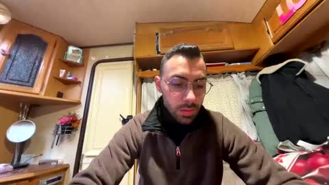 Snapshot of liam_daniel chatting on 1, 3, 2025 Liam online show from 1, 3, 2025