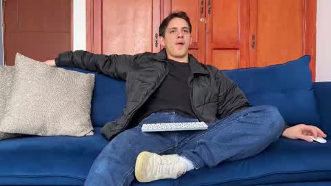 Snapshot of liam_enzho chatting on 9, 2, 2026 Liam online show from 9, 2, 2026