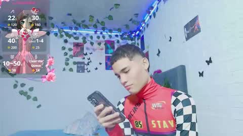 liam_honey18 online show from 5, 11, 2025