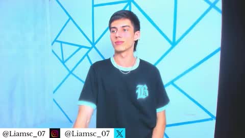 Snapshot of liam_scott77 chatting on 15, 11, 2025 Liam scott77 online show from 15, 11, 2025