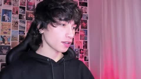 Snapshot of liamelf chatting on 14, 1, 2025 Liam online show from 14, 1, 2025