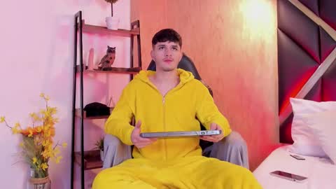 Snapshot of liammuller chatting on 30, 10, 2025 liammuller online show from 30, 10, 2025